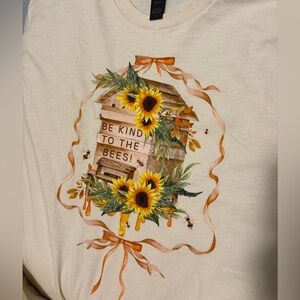 Bee Kind To The Bees Beige Tshirt